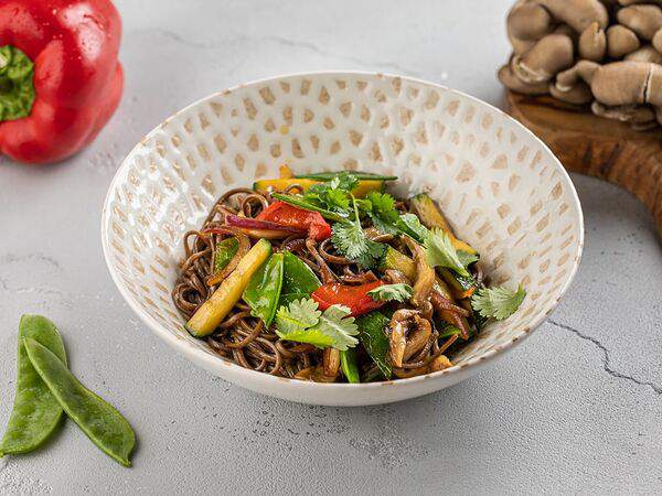 Fish Box - Гречневая лапша с овощами