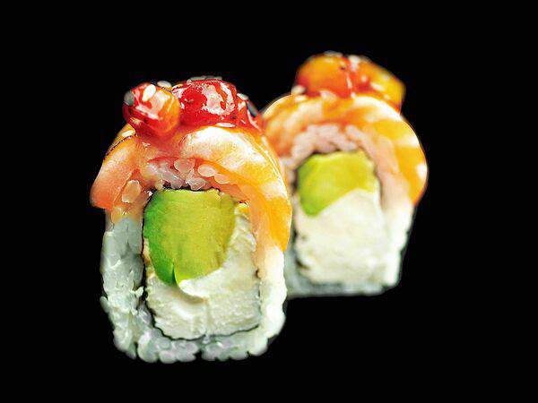 Luxury Food - Карамельная Филадельфия с клубникой