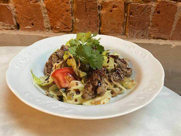 Ezo - Теплый салат с куриной печенью