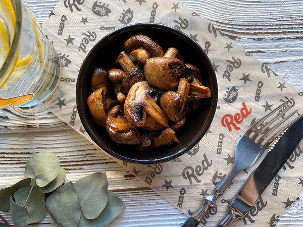 Red BBQ - Шампиньоны гриль