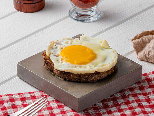 Хороша еда - Бифштекс с яйцом