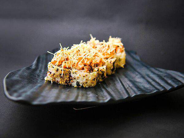 Papaya - Тартар-ролл с угрём спайси