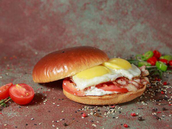 Kitchen Food - Бекон-бургер с яйцом
