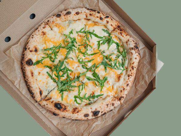 Pulcinella Pizzeria - Пицца Четыре сыра