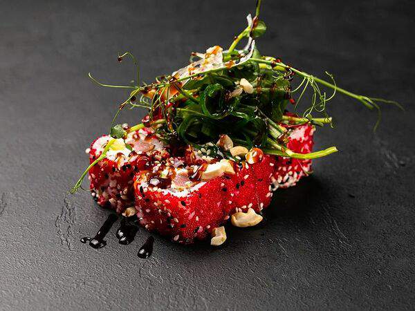 Моrе - Ролл с тунцом и авокадо