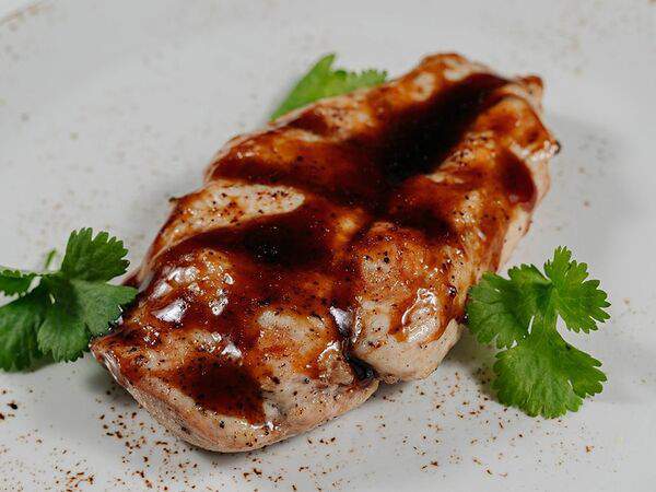 Ресторан Россия - Филе куриное, глазированное в соусе унаги