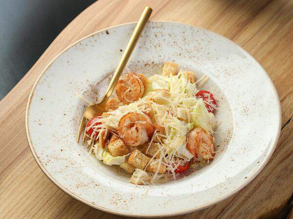 Знакомое место - Цезарь с креветками