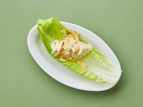 Osteria Mario - Креветочный мусс на листе ромейна