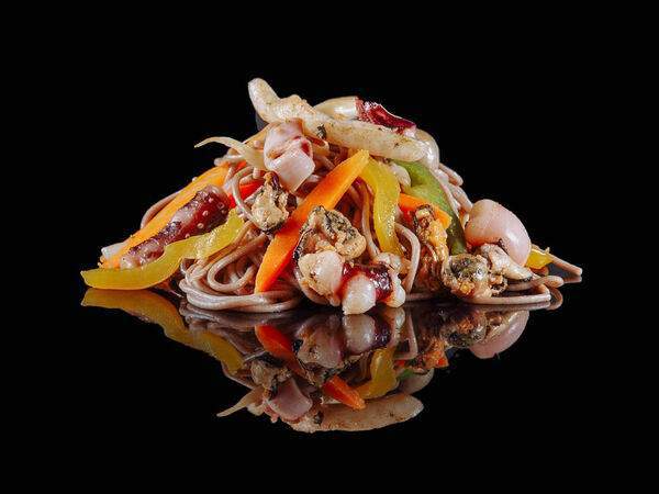 Fishka - Вок Якисоба с морепродуктами