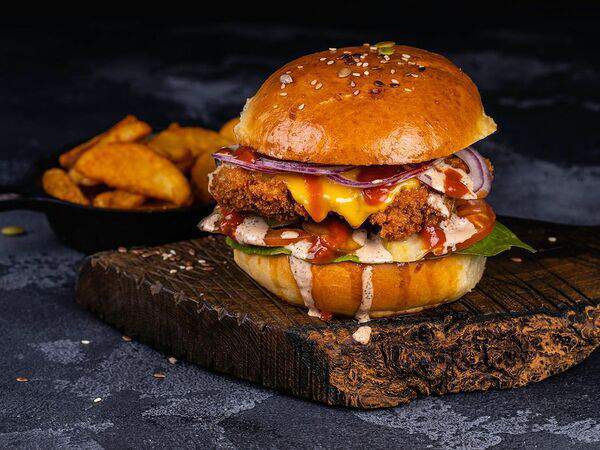 Fresh Burgers - Бургер с курицей по-азиатски
