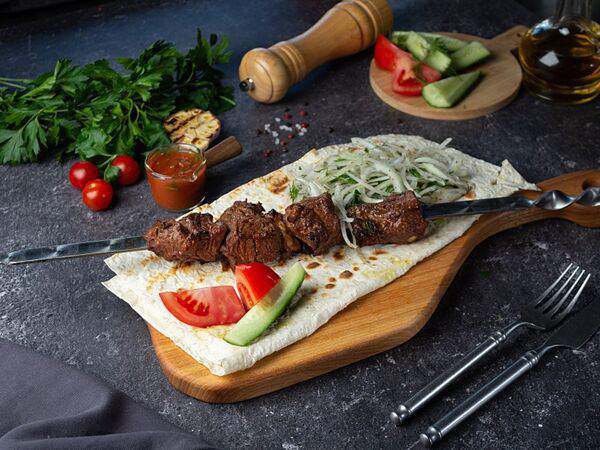 Гриль клуб - Шашлык на мангале из телятины зернового откорма