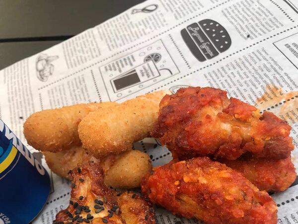 Burger Da Bro - Куриные крылышки с начос