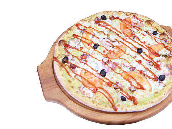 Карлсон - Пицца С курицей и баварскими колбасками 23 см