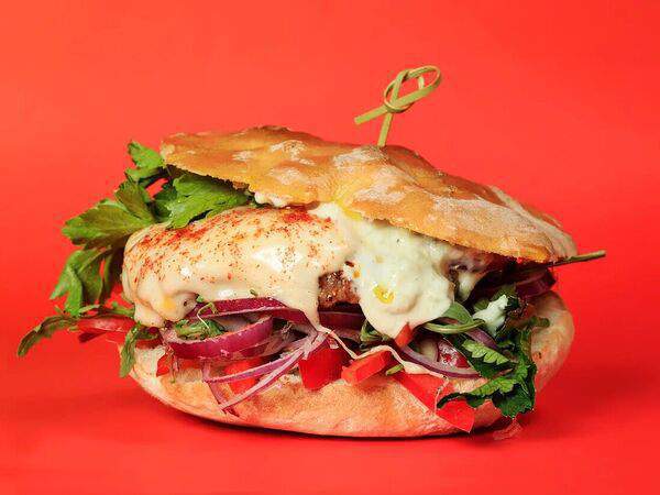 Бургербар - Бургер Сербская Плескавица