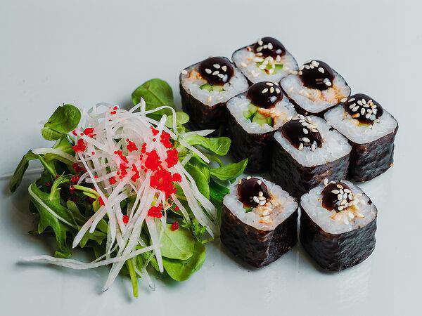 Pagu - Маки с угрем