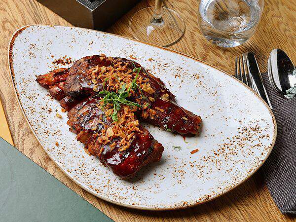 Базилик - Свиные ребра гриль в тайском барбекю