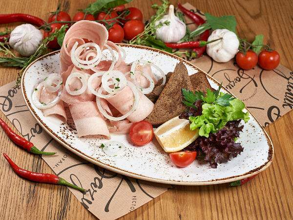 Базилик - Строганина из пеламиды