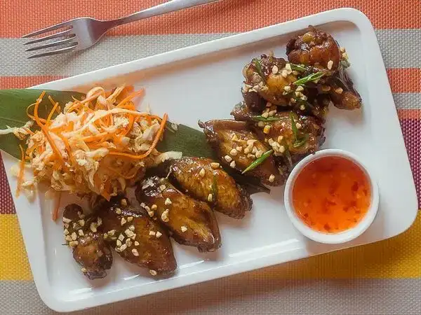 PanAsian Restaurante CHIN-CHIN - Куриные крылышки Паттайя