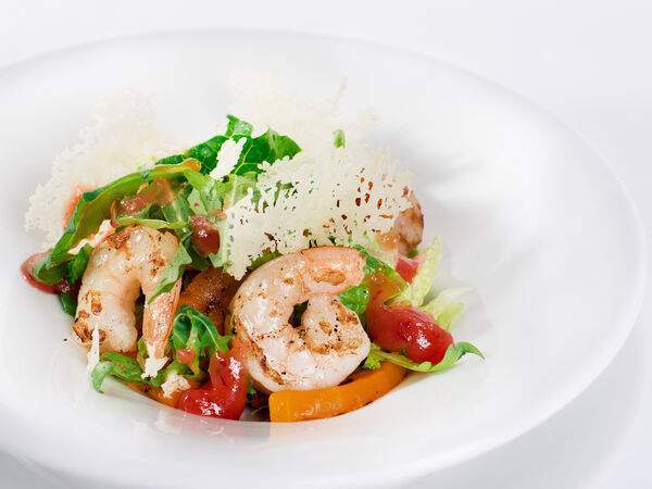 Smart Cafe - Салат с креветками и печеной тыквой