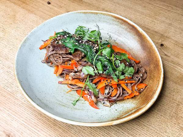 Голый Повар - Вок Лапша Соба с говядиной