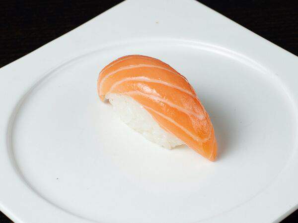 AzianA - Суши Нигири Копчёный лосось