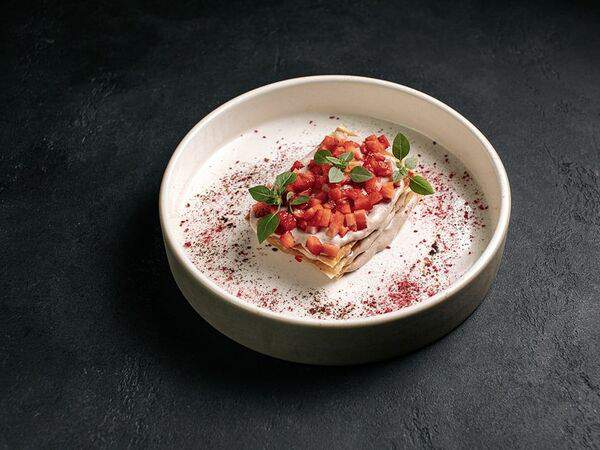 Цукини - Мильфей с ревенем и клубникой