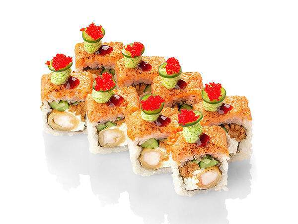 Урюк - Ролл Аригато с лососем тар тар