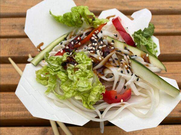 Ostrowok Азии - Wok лапша Удон с овощами (вегетарианская) в соусе терияки