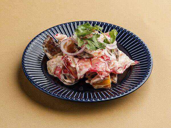 Баши Грузинское Бистро - Салат с печенью кролика