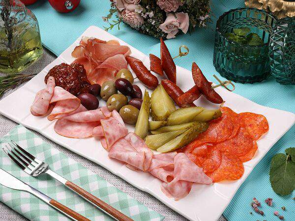 Caffe la vita - Антипасти ди карне