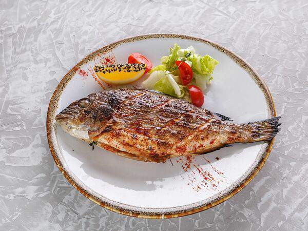 Чайхана Чайхауз - Дорадо на мангале