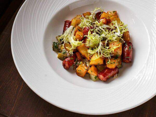 Bretzel - Немецкий картофельный салат с колбасками