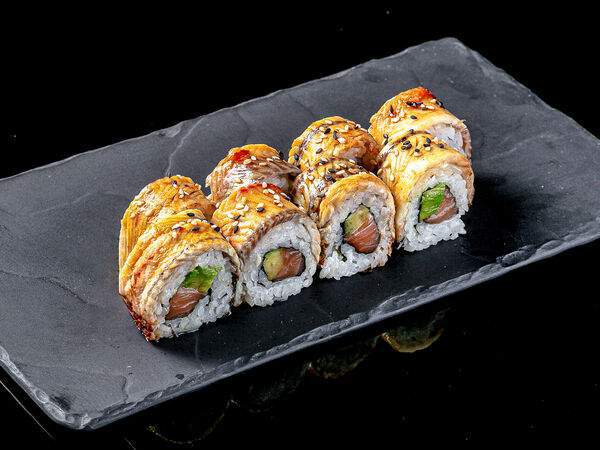 Fiolet - Ролл Нагойя с лососем, угрем и авокадо