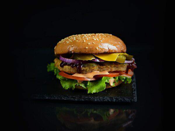 FoodHome - Бургер с курицей острый
