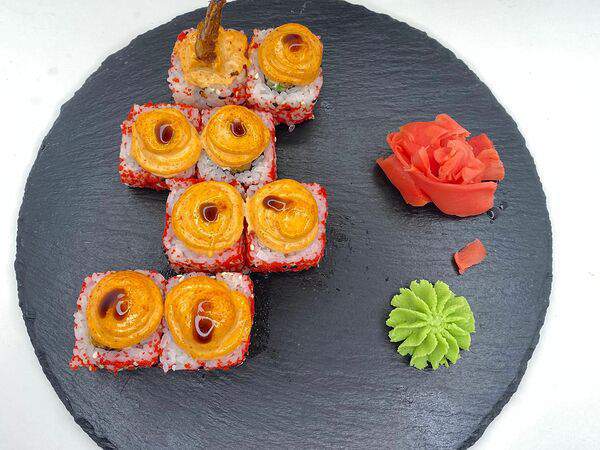 Солянка - Запеченная Калифорния с креветкой