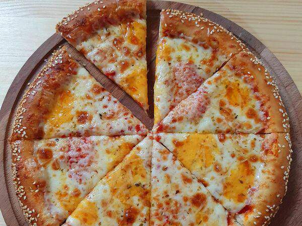 Crust Pie Pizza - Сырная