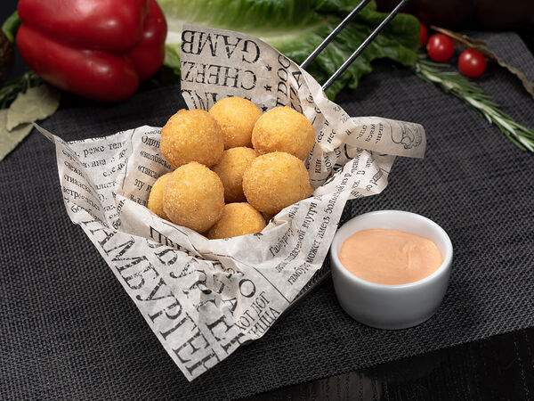 Британника - Сырные шарики с беконом