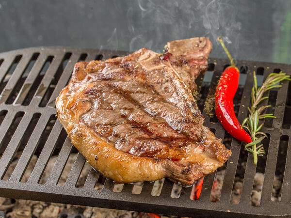 Ресторан Карбонара - Стейк Костолетто на кости