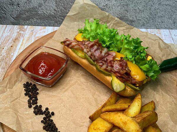 Сушильная - Хот-Дог Сырный с картофелем и соусом