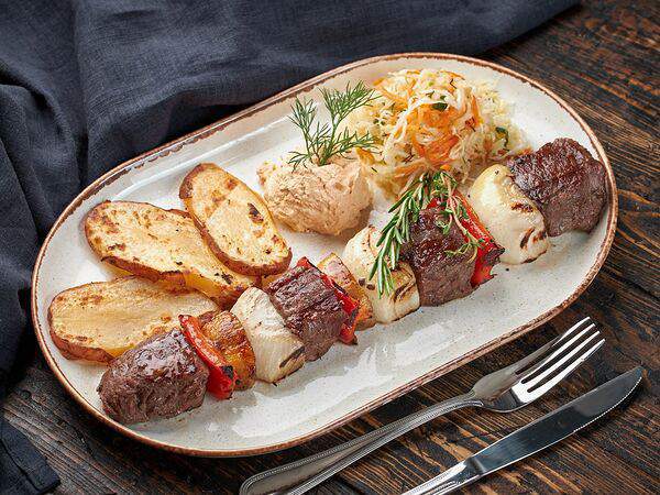 Югославия гриль - Говяжий шашлык Ражнич