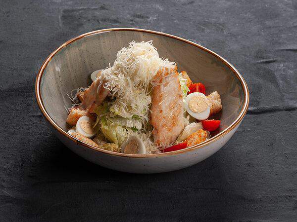 Aura Verdant Restaurant - Цезарь с креветками