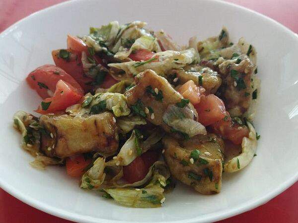 Пиццетто Руза Пицца Пончики Чебуреки - Паназиатский салат с обжаренными баклажанами