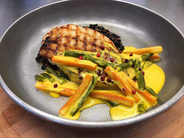 Учительская - Куриная грудка с диким рисом