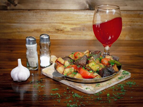 Ресторан Рок-кафе Тройка на Советской Милиции Астрахани