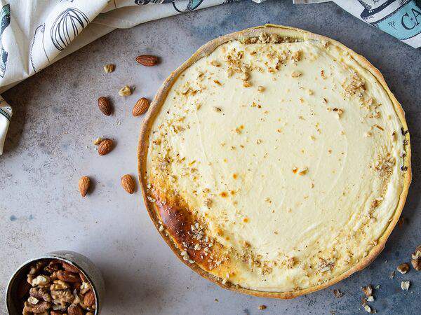 Venchique - Пирог с маком и творожным муссом