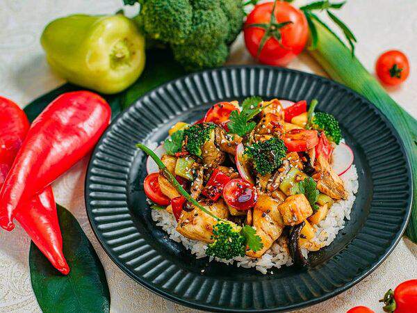 Счастье - Судак с овощами и тофу