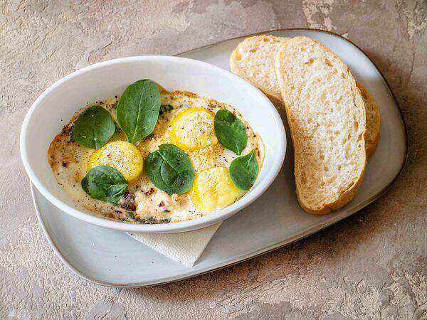 Тепло на Авроре - Шакшука сливочная со шпинатом