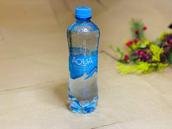 Вкусные корн доги - Aqua Minerale негазированная