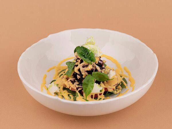 МА: Грузия + Италия - Салат со свёклой и сыром шевр