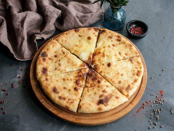 Батони - Хачапури по-имеретински